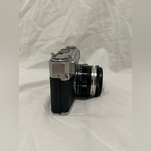 Mamiya 1960’s Camera Vintage & collectibles - Picture 5 of 6